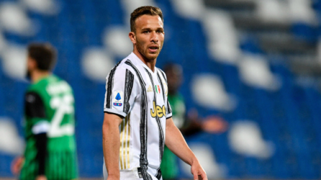 Inter su Milenkovic, mentre la Roma pensa a Arthur.