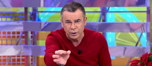 Jorge Javier V&aacute;zquez ha querido dejar claro que Roc&iacute;o Carrasco no cobr&oacute; por el homenaje a su madre (Imagen: Telecinco.es)