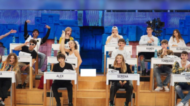Amici 21, retroscena dicembre-gennaio: Natale e Capodanno in casetta per gli allievi.
