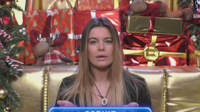 GF Vip, retroscena di Sophie su Alessandro.