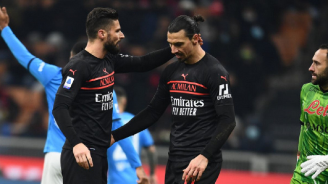 Giroud protagonista nel fuorigioco che ha determinato il risultato finale - acmilan.com