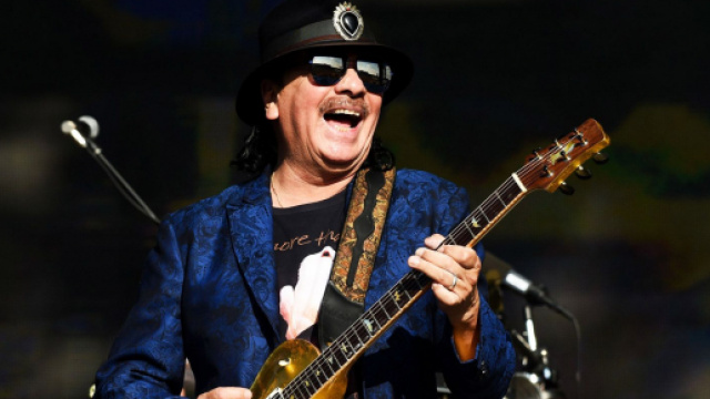 Il chitarrista Carlos Santana si &egrave; operato al cuore