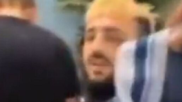 Mario Balotelli fait une blague &agrave; son co&eacute;quipier avec un cale&ccedil;on sale (capture YouTube)