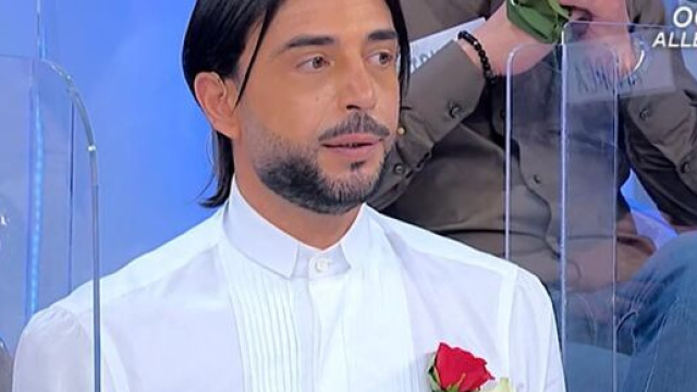 Uomini e donne, Armando nei guai con Marika.