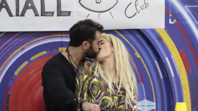 Grande Fratello Vip, Gianmaria lascia Sophie e torna da Soleil: 'Non mi ferire pi&ugrave;'.