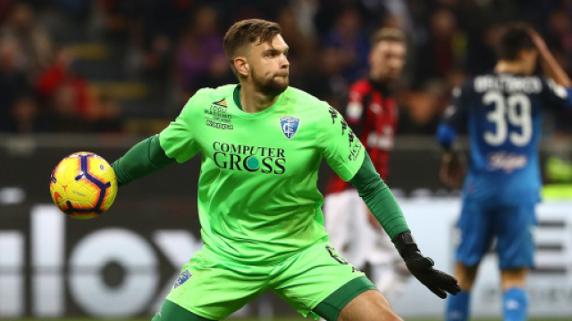 Inter, idea Dragowski e il City offrirebbe 150 milioni per Bastoni e Martinez.