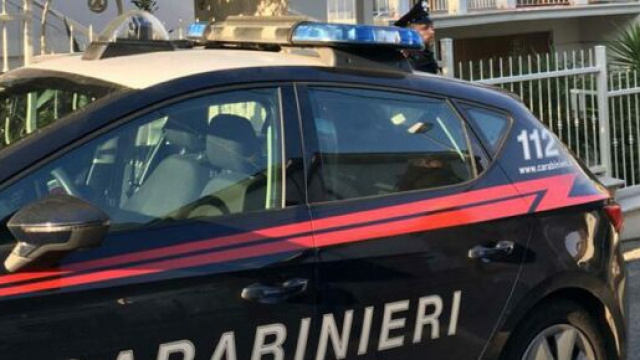 Pesaro, 80enne fermato dai carabinieri per l'omicidio della moglie la notte di Natale.