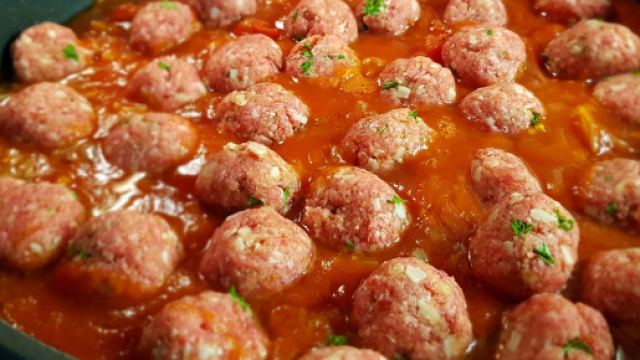 Polpettone diu carne casalinghe, un ottimo secondo piatto semplice e veloce.