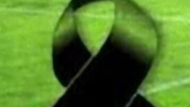 Lutto nel mondo del calcio, muore dopo un malore un giocatore del campionato dell'Oman