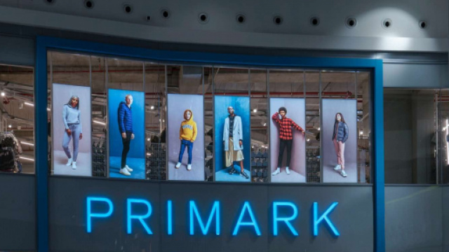 Primark cerca addetti vendita, stagisti e supervisori.