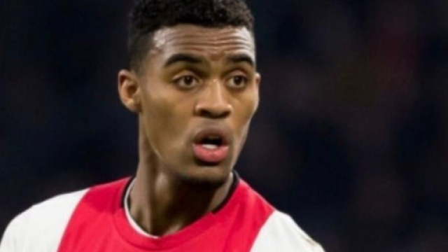 Ryan Gravenberch, centrocampista dell'Ajax.