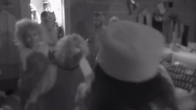 GF Vip, Katia piange disperata nella notte ma &egrave; uno scherzo.