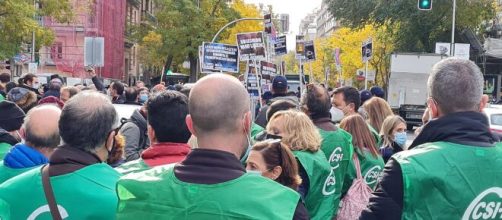 Es el tercer mes consecutivo que Sanidad perdi&oacute; trabajadores al no renovar los contratos Covid (Twitter/@CSIFnacional)