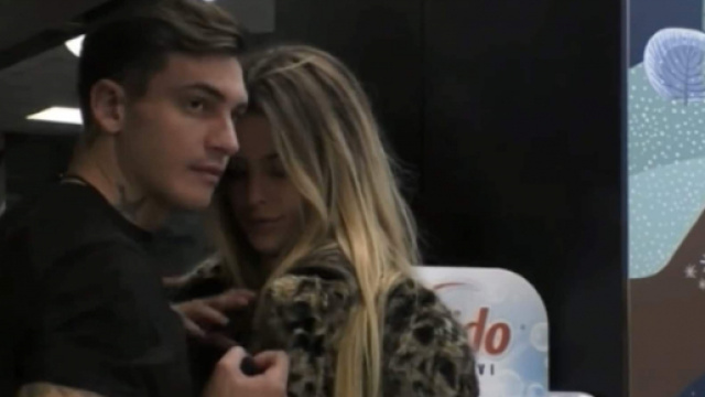 GFVip, Alessandro disgustato da Sophie