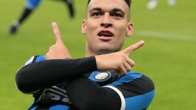Possibile doppio scambio in casa Inter: Lautaro-Joao Felix e Kumbulla-Dumfries.