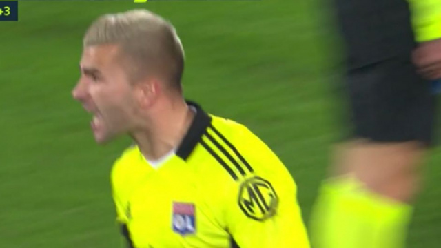 Anthony Lopes furieux contre Lucas Paqueta. (cr&eacute;dit Prime Video)