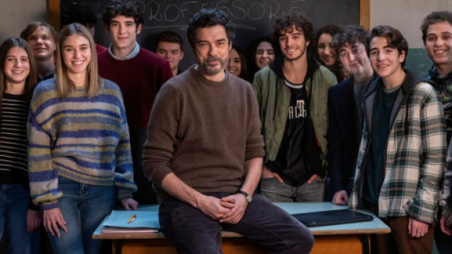 Un Professore, spoiler puntata 9 dicembre: Simone dice alla madre di essere omosessuale, Dante si confronta con Anita
