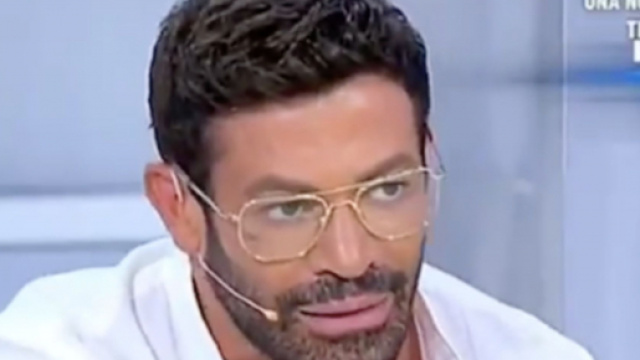 Uomini e donne, Gianni Sperti sul trono?
