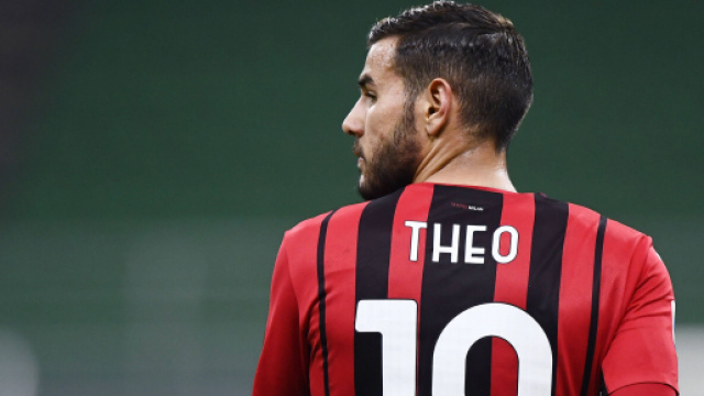 PSG su Theo Hernandez del Milan.