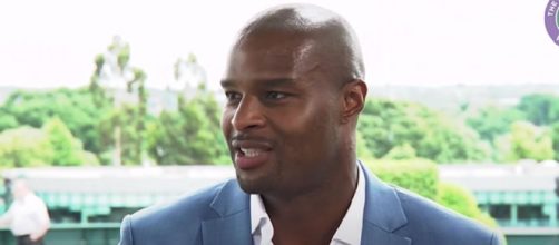 Osi Umenyiora played 10 years with Giants. [&copy;Wimbledon/YouTube]