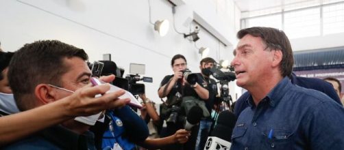 Bolsonaro: Aux&iacute;lio emergencial deve voltar em mar&ccedil;o, com 3 ou 4 parcelas. (Arquivo Blasting News)