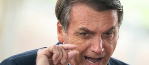 Bolsonaro diz que aux&iacute;lio emergencial ir&aacute; voltar. (Arquivo Blasting News)