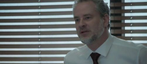 Eug&ecirc;nio decepciona amada em "A For&ccedil;a do Querer". (Reprodu&ccedil;&atilde;o/TV Globo)