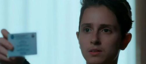 Ivan com sua nova identidade em "A For&ccedil;a do Querer". (Reprodu&ccedil;&atilde;o/TV Globo)