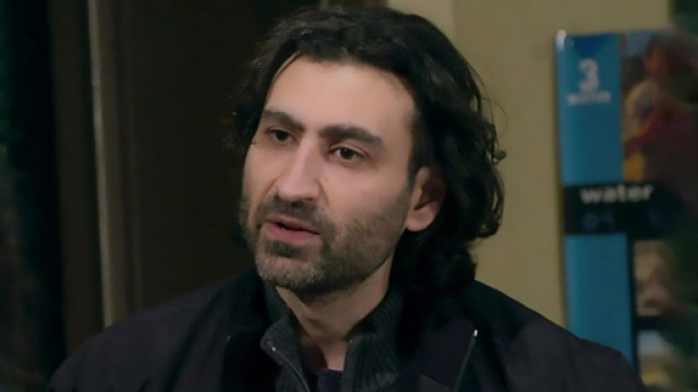 Un posto al sole, Emil (Sargis Galstyan).