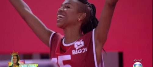 Karol Conk&aacute; vence prova e &eacute; a nova l&iacute;der do 'BBB21'. (Reprodu&ccedil;&atilde;o/TV Globo)