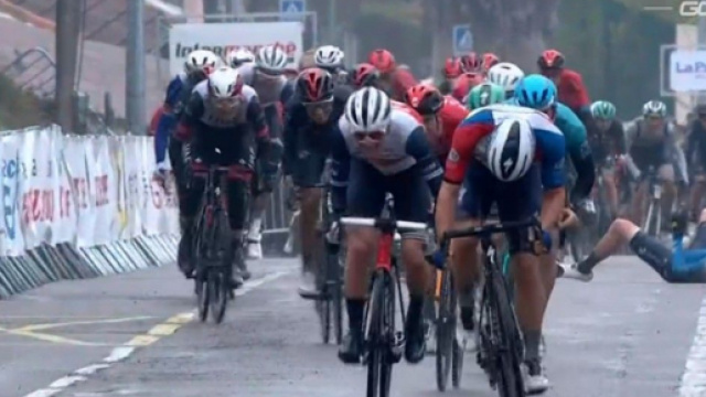 La vittoria di Davide Ballerini nella seconda tappa del Tour de la Provence.