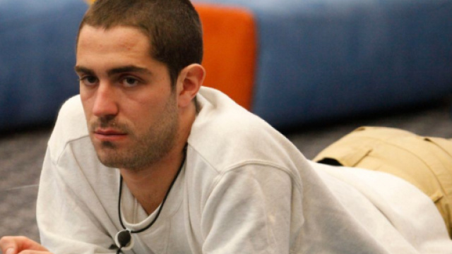 GF Vip, Zorzi discute con Giulia e tenta di abbandonare il gioco: ingresso chiuso.