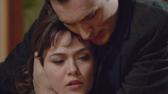 Il Paradiso delle Signore, trama 24/2: Umberto dice a Marta che Federico &egrave; suo fratello.