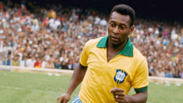 'Pel&eacute;: il re del calcio', dal 23 febbraio su Netflix.