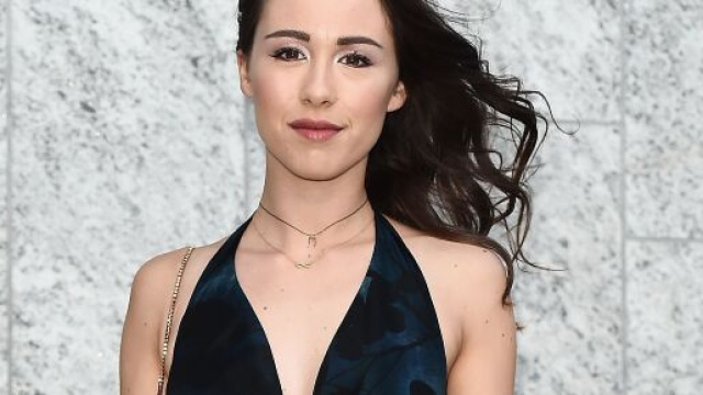 Aurora Ramazzotti, il debutto a Le Iene con un servizio sul governo Draghi.