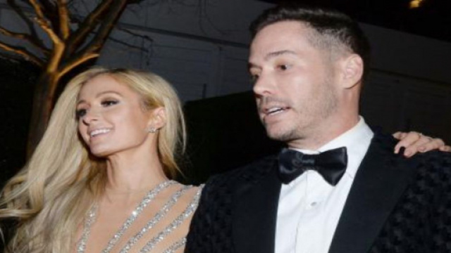 L'ereditiera Paris Hilton e lo scrittore Carter Reum