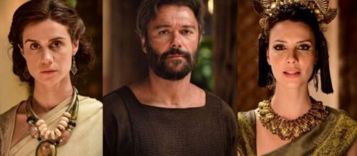 Amat, Ter&aacute; e Enlila em "G&ecirc;nesis". (Reprodu&ccedil;&atilde;o/RecordTV)