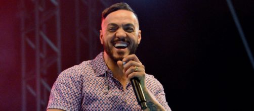 Pol&iacute;cia prende cantor Belo no Rio por show n&atilde;o autorizado. (Arquivo Blasting News)