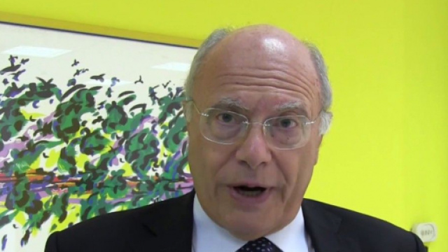 Massimo Galli smentito dal suo ospedale sulle varianti del coronavirus.