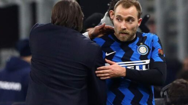 Si corre verso il derby in casa Inter: Eriksen-Vidal, danese leggermente favorito.