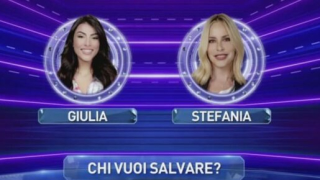 GFVip, l'appello dello staff di Salemi a quello di Stefania: 'Televoto da invalidare'.