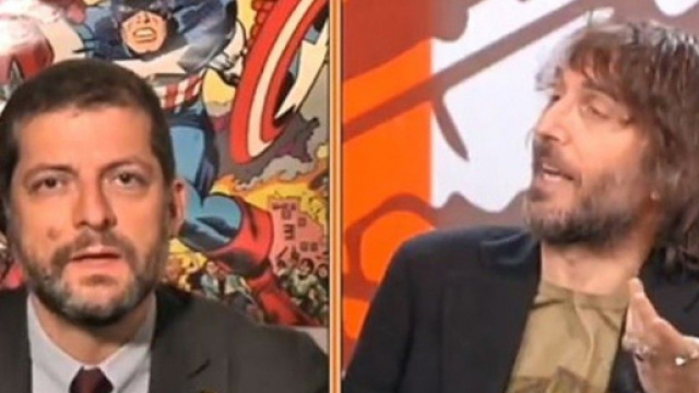 Scontro a Dritto e rovescio tra Romano, Cruciani e un ristoratore.