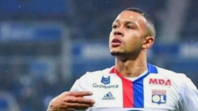 Memphis Depay, punta del Lione.