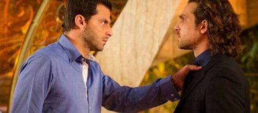 Cassiano e Alberto em "Flor do Caribe". (Reprodu&ccedil;&atilde;o/TV Globo)