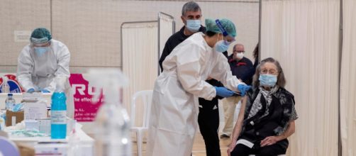 Espa&ntilde;a a punto de salir de riesgo extremo por los contagios de Covid-19