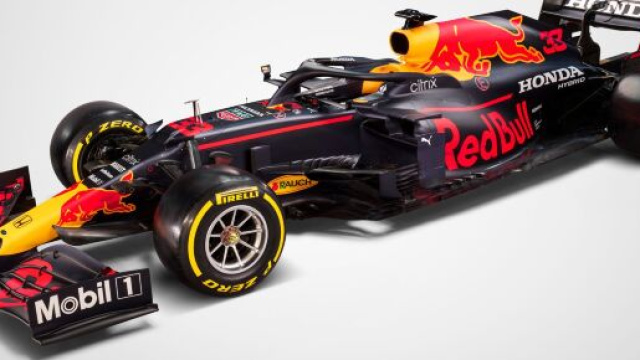 Red Bull presenta la RB16B per il mondiale 2021.