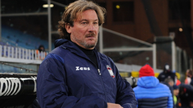 Crotone a caccia di punti contro il Cagliari.