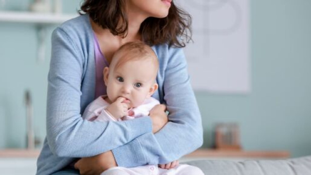 Il baby blues &egrave; diverso dalla depressione post-partum.