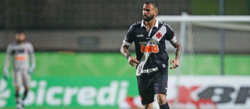 Boa parte da torcida do Vasco perdeu a paci&ecirc;ncia com Leandro Cast&aacute;n (Arquivo Blasting News)