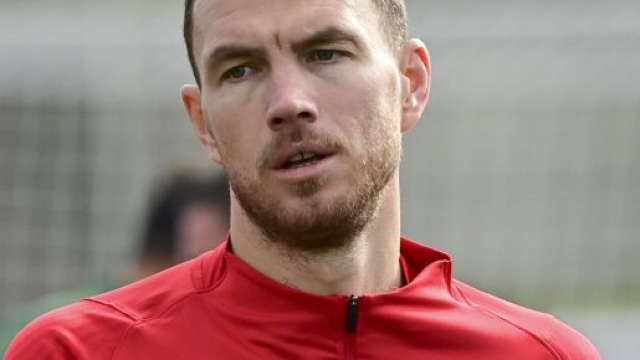 Roma, Edin Dzeko ritorna in rosa.